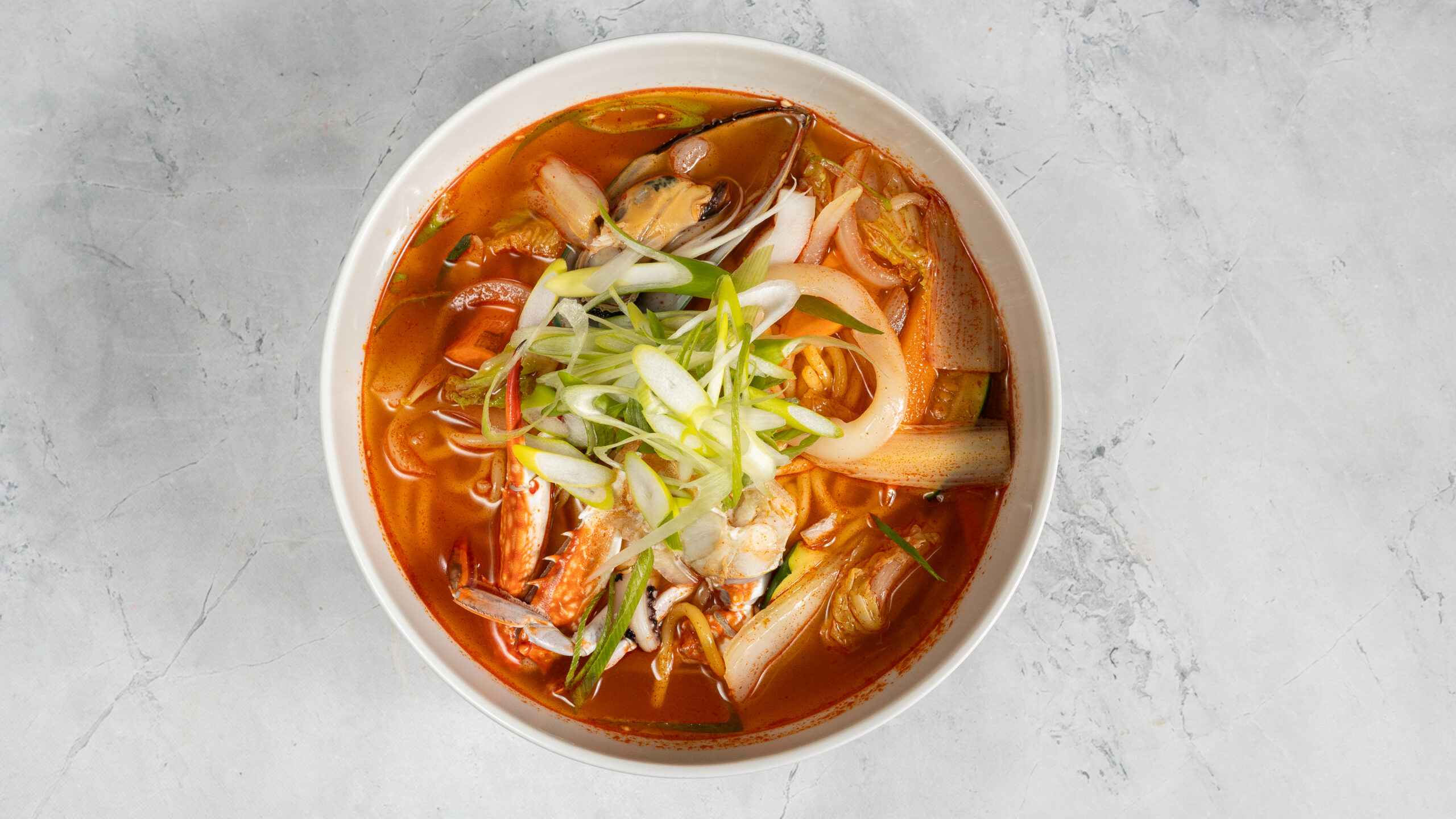 Haemuljjamppong (Spicy Seafood Noodle Soup)